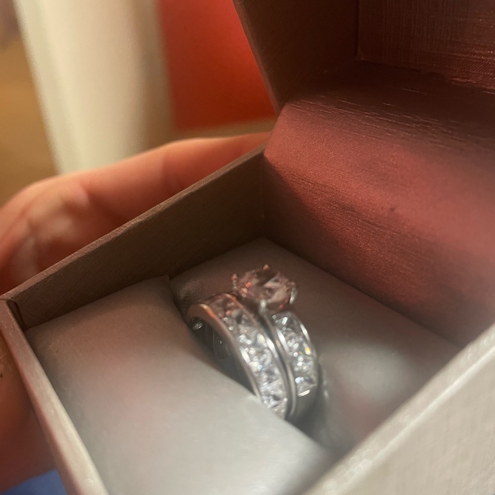 Ring Set - Picture 3 of 4